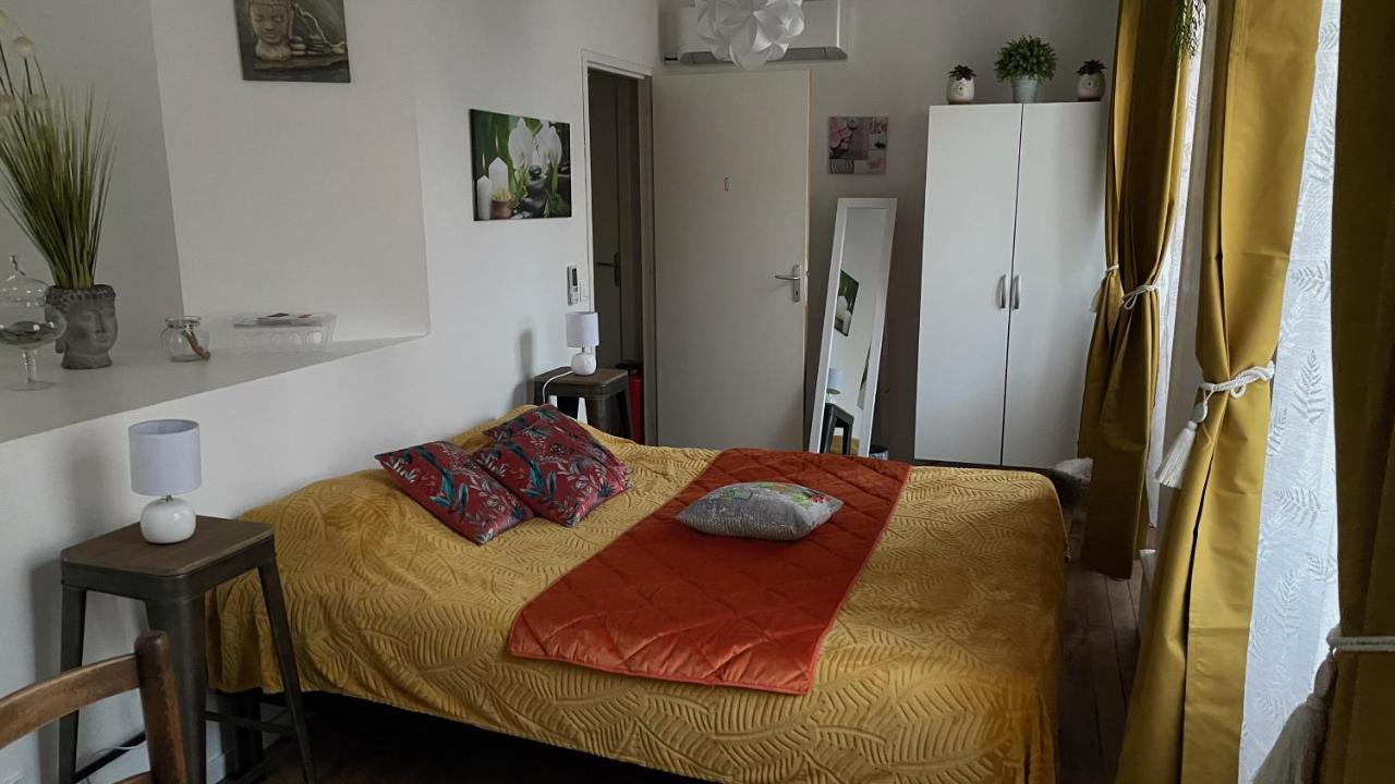Bed and Breakfast Chez Tifille Estaing  Exterior foto