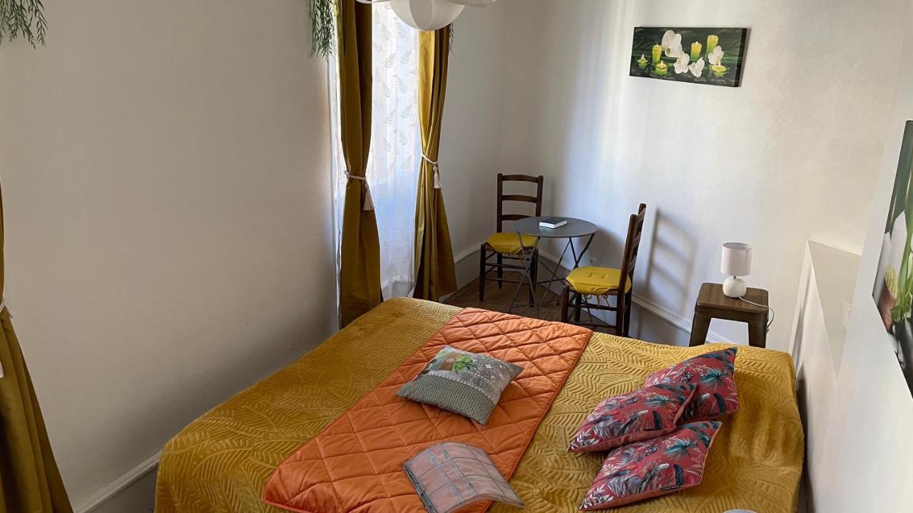 Bed and Breakfast Chez Tifille Estaing  Exterior foto